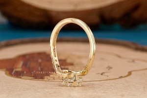 Anillo Ovalado de Dos Puntas para Uso Diario, Elegante Anillo de Mujer con Diseño Moderno y Minimalista, Ajuste Cómodo - Product Image 4