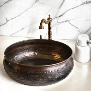 Évier de salle de bain de qualité supérieure en cuivre de forme ronde, disponible en gros pour la vente - Product Image 6