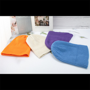Gorro de Punto Acrílico de Invierno Cálido de Color Sólido con Logotipo Personalizado a <span class=keywords><strong>Precio</strong></span> de Fábrica - Product Image 4