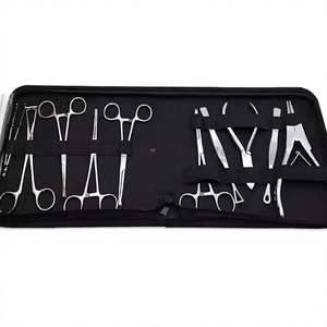 Ensemble de pinces à piercing manuelles en acier inoxydable de qualité médicale pour usage en clinique et en hôpital - Product Image 1
