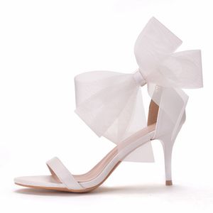 Tendenza moda <span class=keywords><strong>scarpe</strong></span> da <span class=keywords><strong>sposa</strong></span> da donna di lusso con tacco a spillo a maglia con lacci da 7 cm <span class=keywords><strong>scarpe</strong></span> da <span class=keywords><strong>sposa</strong></span> <span class=keywords><strong>bianche</strong></span> - Product Image 1