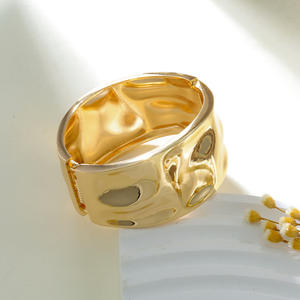 Pulsera y Pendientes de Aleación Chapados en Oro Estilo <span class=keywords><strong>Uff</strong></span>, con Engaste de Bisel, Brazaletes Anchos de Aleación de Zinc con Resorte, Joyería de Moda de Tendencia - Product Image 2