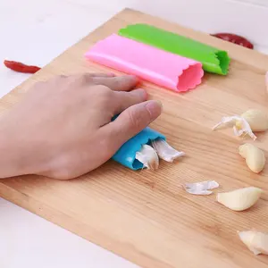 1 pz creativo Silicone aglio pelapatate utilità pratica Gadget da cucina aglio spogliarellista Peeling aglio Peeling