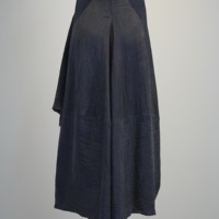 Robe longue asymétrique sans manches à col en U pour femme, 86 % Lyocell 14 % Polyester, noire, coupe ample