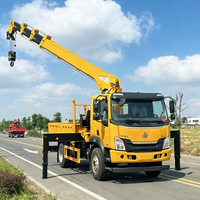 Camion-grue télescopique hydraulique 4x2 avec benne basculante Shahina Rafia pour le levage de matériaux de construction dans le désert chaud