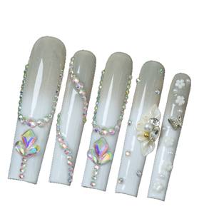 Uñas Decorativas Hechas a Mano, Estilo Europeo y Americano, Combinación de Blanco y Negro para Halloween y Navidad, Regalos Populares en el Extranjero - Product Image 5