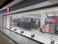 Porte enroulable en polycarbonate résistant aux intempéries, directement de l'usine, résistante à la chaleur et aux UV, pour les devantures de magasins et les salles d'exposition commerciales