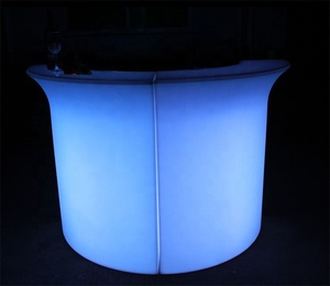 Mini Barra de <span class=keywords><strong>Bar</strong></span> Moderna Recargable con Iluminación LED, Resistente al Agua IP65, 16 Colores Cambiantes, para Uso en Exteriores, Hoteles y Bares Domésticos - Product Image 4