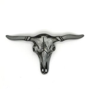 Hebilla Decorativa para Cinturón de Montura de Caballo con Patrón de Ganado en Colores Dorado, Plateado y Original - Product Image 4