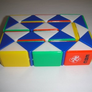 Règle magique JY-6066, jouet éducatif coloré pour les enfants de 8 à 13 ans, bande de puzzle unisexe - Product Image 1