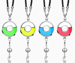 Şişe asılı ferahlatıcı süsler Charm dekorasyon araba logosu hava spreyi dikiz aynası parfüm kolye - Product Image 5