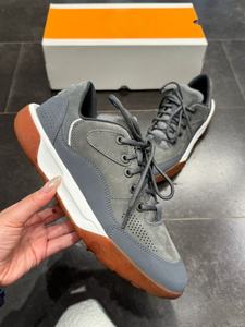 Chaussures de randonnée tout-terrain pour hommes de marque de luxe haut de gamme, antidérapantes, imperméables et résistantes à l'usure - Product Image 4