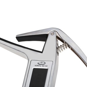 <span class=keywords><strong>Afinador</strong></span> <span class=keywords><strong>de</strong></span> <span class=keywords><strong>Guitarra</strong></span> con Clip y Capo 2 en 1 <span class=keywords><strong>Aroma</strong></span> AC-05 para <span class=keywords><strong>Guitarra</strong></span>, Bajo, Cromático, Multifunción, Universal, Exquisito y Portátil - Product Image 4