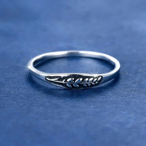Anillo Minimalista con Textura de Trigo en Relieve, Joyería de Moda Simple para Uso Diario, para Mujer - Product Image 5