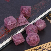 Ensemble de dés en verre gemme sculpté polyédrique avec logo personnalisable pour jeu de rôle Donjons et Dragons, boîte en cuir de 7 pièces