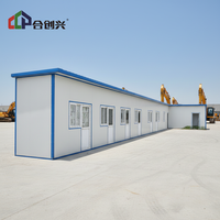 Maison modulaire préfabriquée économique en panneaux sandwich à structure en acier de luxe, prête à l'emploi, portable, 2 chambres, salon, petite maison moderne