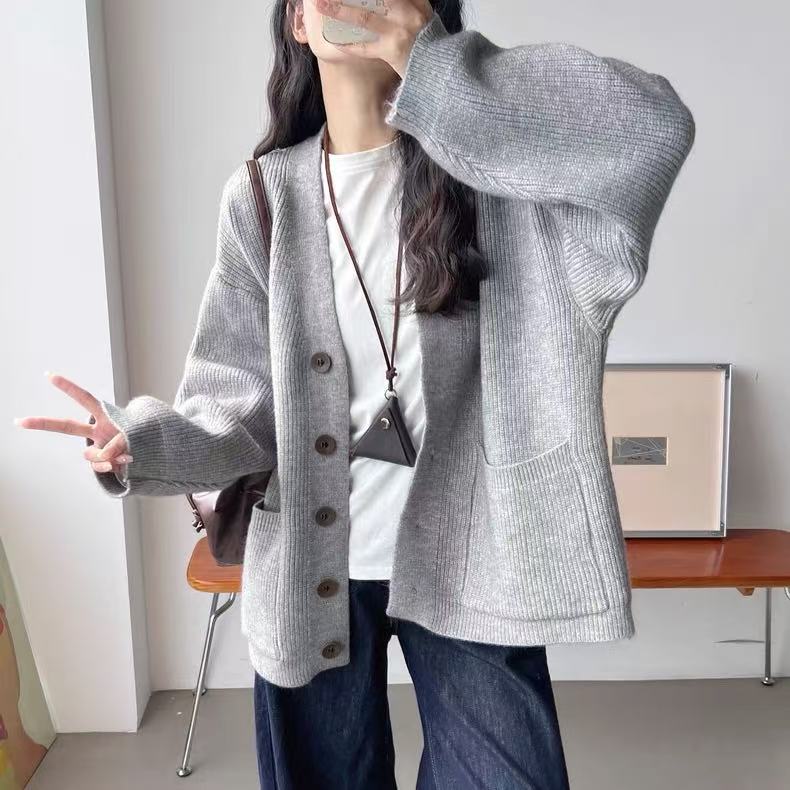 Acquista Cardigan da donna in maglione lavorato a maglia con stampa di frutta, top in maglione allentato a maniche lunghe monopetto in Italia a partire da 24