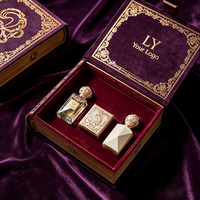 Boîte d'emballage personnalisée pour flacon de parfum magnétique avec revêtement UV, gaufrage, doublure en éponge, logo personnalisé haut de gamme
