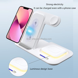 2025 nouveaux produits chargeurs <span class=keywords><strong>sans</strong></span> <span class=keywords><strong>fil</strong></span> multifonctions 3 en 1 pour téléphone chargeur rapide à aimant fort pour montre intelligente pour écouteur - Product Image 2