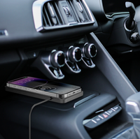 Harga grosir bantalan pengisi daya nirkabel mobil 15w pengisi daya Cepat tidak licin untuk pengisi daya telepon nirkabel mobil untuk Android untuk iPhone 16 Pro