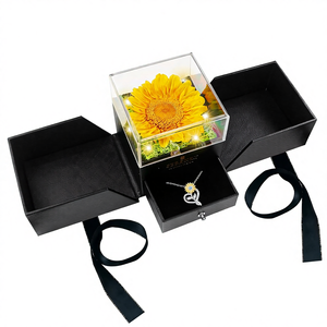 Boîte cadeau de fleurs éternelles AYOYO, cadeau de fête de la Qixi de qualité supérieure pour petite amie, boîte à bijoux à double porte, longue durée de vie 3-5 ans - Product Image 1