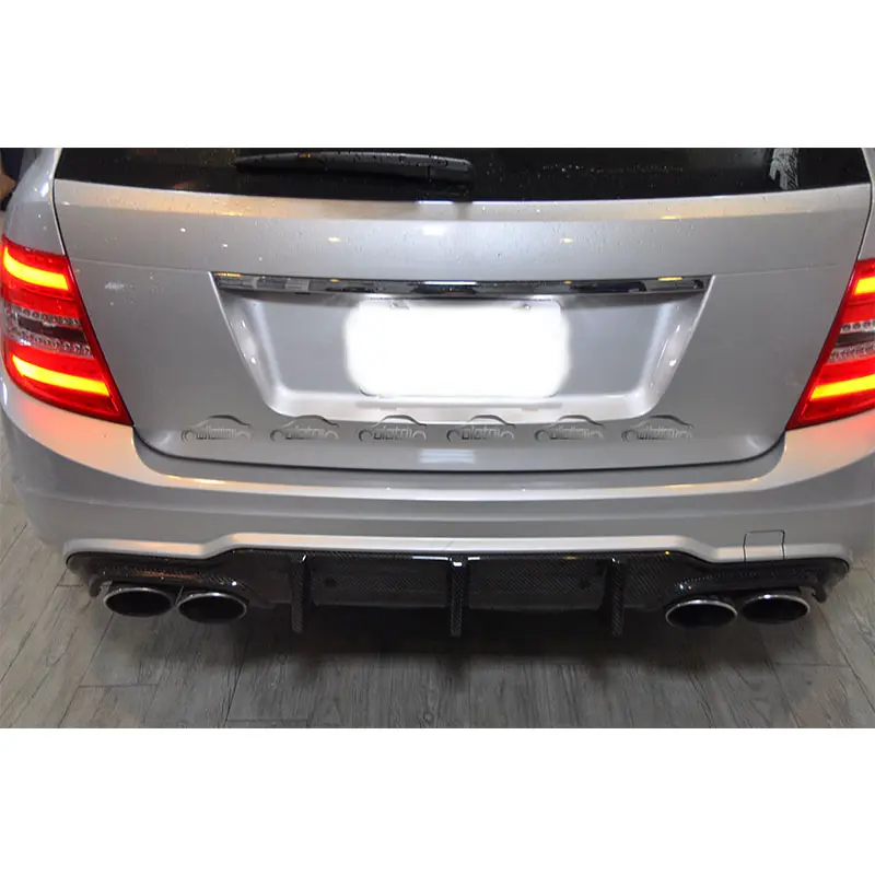 Araba parçaları karbon Fiber arka dudak tampon yüzgeçleri Spoiler Winglet Splitter için Mercedes W204 C63 2012-2014