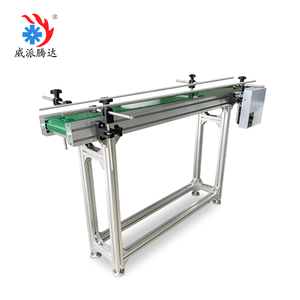 Mini convoyeur à bande en aluminium pour le <span class=keywords><strong>transport</strong></span> de petits <span class=keywords><strong>colis</strong></span> avec déflecteurs latéraux pour système de convoyage - Product Image 1