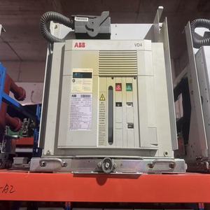 Disjoncteur à vide authentique ABB VD4 12-40,5 kV tripolaire capacité de coupure 16 kA mécanisme à ressort - Product Image 5