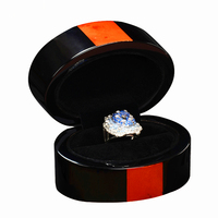 Boîte à bagues ovale en bois laqué de luxe avec doublure en velours, couleur personnalisée, logo, cadeau, présentoir à bijoux pour mariage