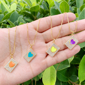 Colgante de corazón de esmalte cuadrado de latón y circón, caja chapada en oro de 18K, cadena de eslabones, collar de pareja, regalo de joyería - Product Image 2