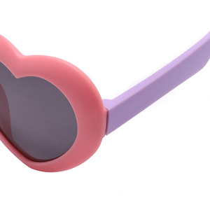 <span class=keywords><strong>Gafas</strong></span> de Sol Polarizadas con Marco de TPE Suave <span class=keywords><strong>para</strong></span> Bebés de <span class=keywords><strong>6</strong></span> a 36 <span class=keywords><strong>Meses</strong></span>, Resistentes a Impactos, Seguras y Cómodas <span class=keywords><strong>para</strong></span> Exteriores - Product Image 6