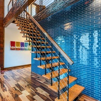 Escalier droit moderne Tanlong en chêne avec garde-corps en câble d'acier, escalier industriel en bois