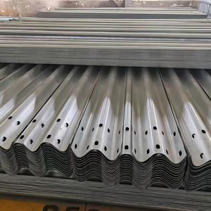 Дорожное ограждение типа <span class=keywords><strong>W</strong></span> из стали, стандартное, от производителя, с горячим цинкованием для применения на дорогах - Product Image 6