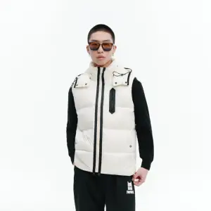 Trendy Design Accept Custom Stand Collar Thickening Windproof Zipper Solid Colour Vest Down Jacket For Winter Men Women