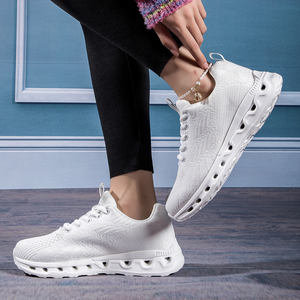 2024 <span class=keywords><strong>Zapatillas</strong></span> <span class=keywords><strong>de</strong></span> deporte <span class=keywords><strong>de</strong></span> diseñador para hombre Cómodos zapatos <span class=keywords><strong>de</strong></span> patinaje casuales <span class=keywords><strong>Mayorista</strong></span> - Product Image 4