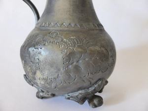 Jarra de peltre grabada con patas georgianas, jarra de nuevo diseño hecha a mano de alta calidad - Product Image 2