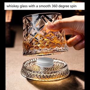 <span class=keywords><strong>Vaso</strong></span> <span class=keywords><strong>giratorio</strong></span> para <span class=keywords><strong>whisky</strong></span> con base para rotación de 360 grados - Product Image 5