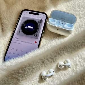 سماعات WOWY اللاسلكية ذات الأذن المفتوحة بتصميم مشبك للأذن V5.4 رياضية مع مؤشر LED مقاومة للماء بمعيار IPX5 ووقت تشغيل 30 ساعة ومساعد ذكاء اصطناعي - Product Image 4