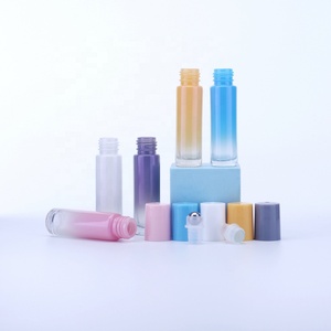 Tinh dầu Con Lăn chai container <span class=keywords><strong>5ml</strong></span> 10ml Gradient màu xanh vàng hồng xám trắng kính cuộn trên chai nước hoa với kim loại bóng - Product Image 2