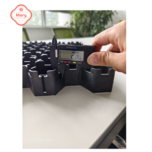 Tablero de drenaje de celda de drenaje de plástico HDPE para techo, jardín o sistema de drenaje de techo - Product Image 1