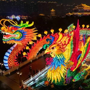 중국 랜턴 축제 크리스마스 장식품 거대한 조디악 동물 랜턴 새해 장식을위한 실크 드래곤 랜턴 주도