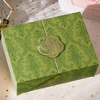 Boîte d'emballage de luxe personnalisée en vente chaude, élégante, avec laminage mat UV, ruban, papier gaufré, feuille d'or pour bougies, portefeuilles, dossiers