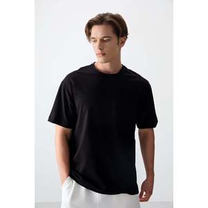 T-shirt basique pour homme Air Jones en coton noir épais et doux, coupe ample, pour un usage quotidien décontracté, modèle 88377 - Product Image 3