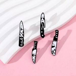 En gros, Broche en métal en alliage, motif Ghostface Killer du <span class=keywords><strong>film</strong></span> <span class=keywords><strong>Scream</strong></span>, thème films et séries d'horreur classiques, Cadeaux d'Halloween - Product Image 4
