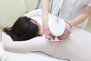 Appareil de <span class=keywords><strong>massage</strong></span> corporel et facial 5-en-1 à pression négative avec rouleaux internes pour le remodelage corporel et la physiothérapie - Product Image 5