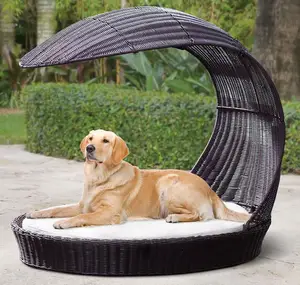 Outdoor patio large pet furniture canopy design wicker rattan dog bed