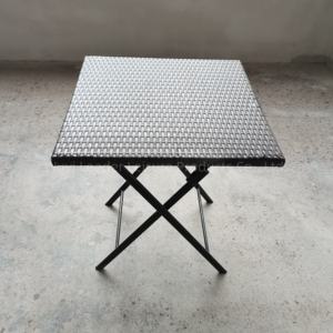 Fabricantes de calidad Diseño retro Ocio al aire libre Beber Mesa y sillas de ratán de plástico cuadrado plegable - Product Image 3