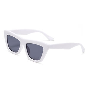 Gafas de Sol Ovaladas de PC con Gradiente Polarizado UV400, Ligeras, Cómodas, Unisex, a la Moda, Venta al Por Mayor, Precio Económico - Product Image 4