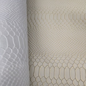 Python Huid Reliëf Toplaag Slangenpatroon Echte Koeienhuid Voor Schoenen Handtassen - Product Image 5