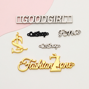 Etiquetas Metálicas de Alta Calidad para Ropa, Etiquetas Metálicas con Logotipo para Bolsas, Etiqueta Metálica Personalizada con Logotipo de Marca - Product Image 5